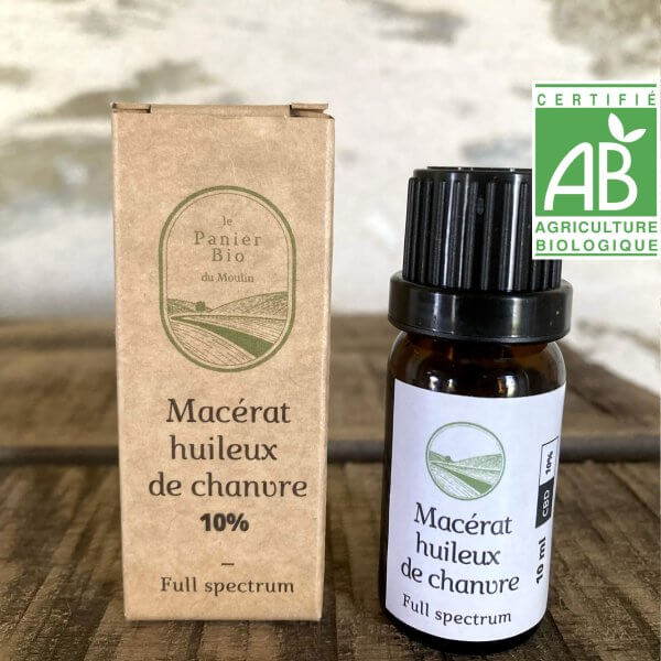 L'huile de chanvre, 10% CBD, bio full spectrum obtenue par macération à froid avec de huile de tournesol